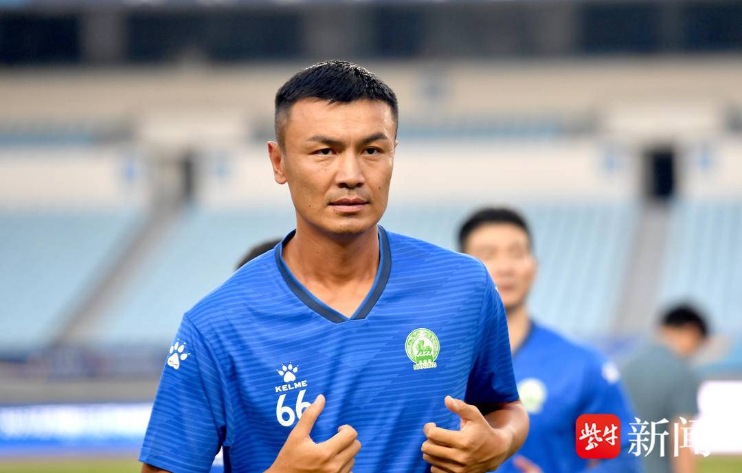 但作为一名, 位江苏足球 但作为一名, 位江苏足球